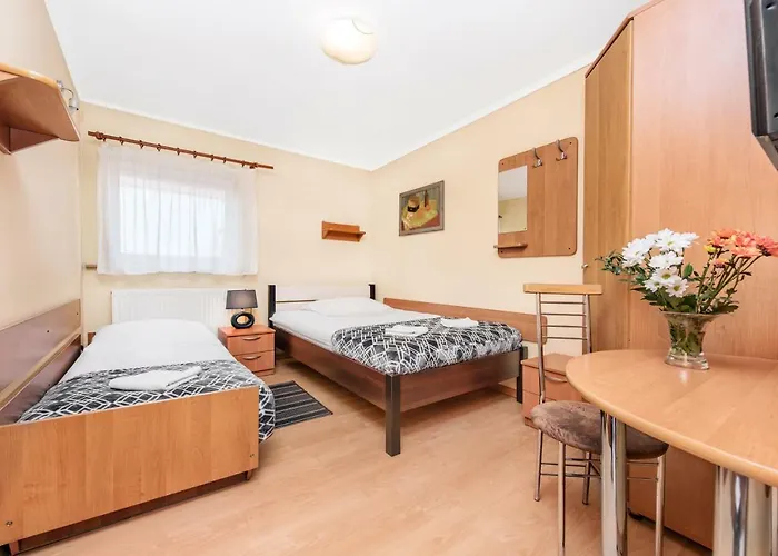 Dom Kolping Hostal *